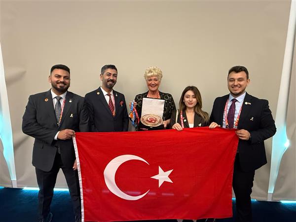 Bu Gurur Hepimizin - This Pride Belongs to All of Us